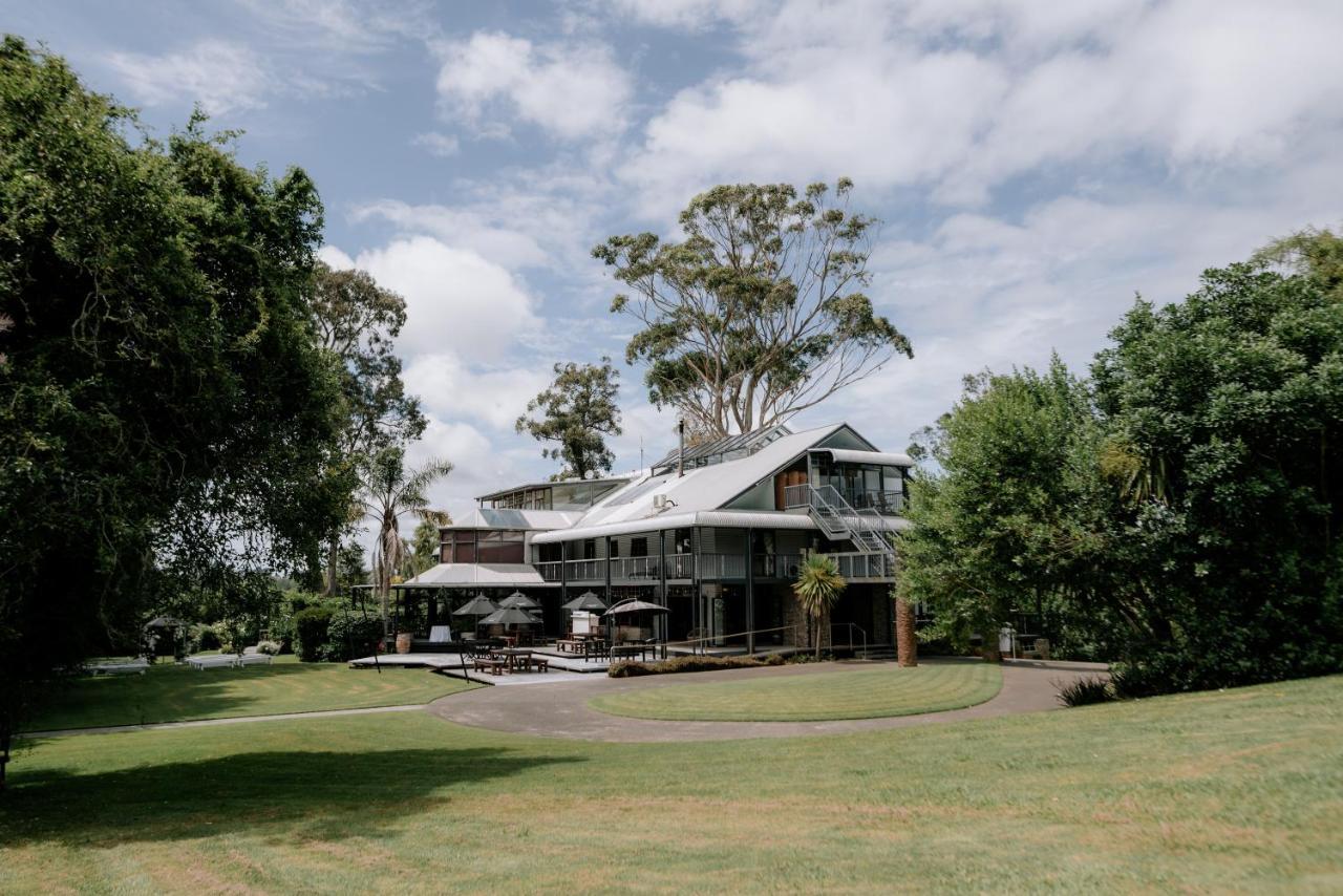 The Narrows Landing Hotel Tamahere Bagian luar foto